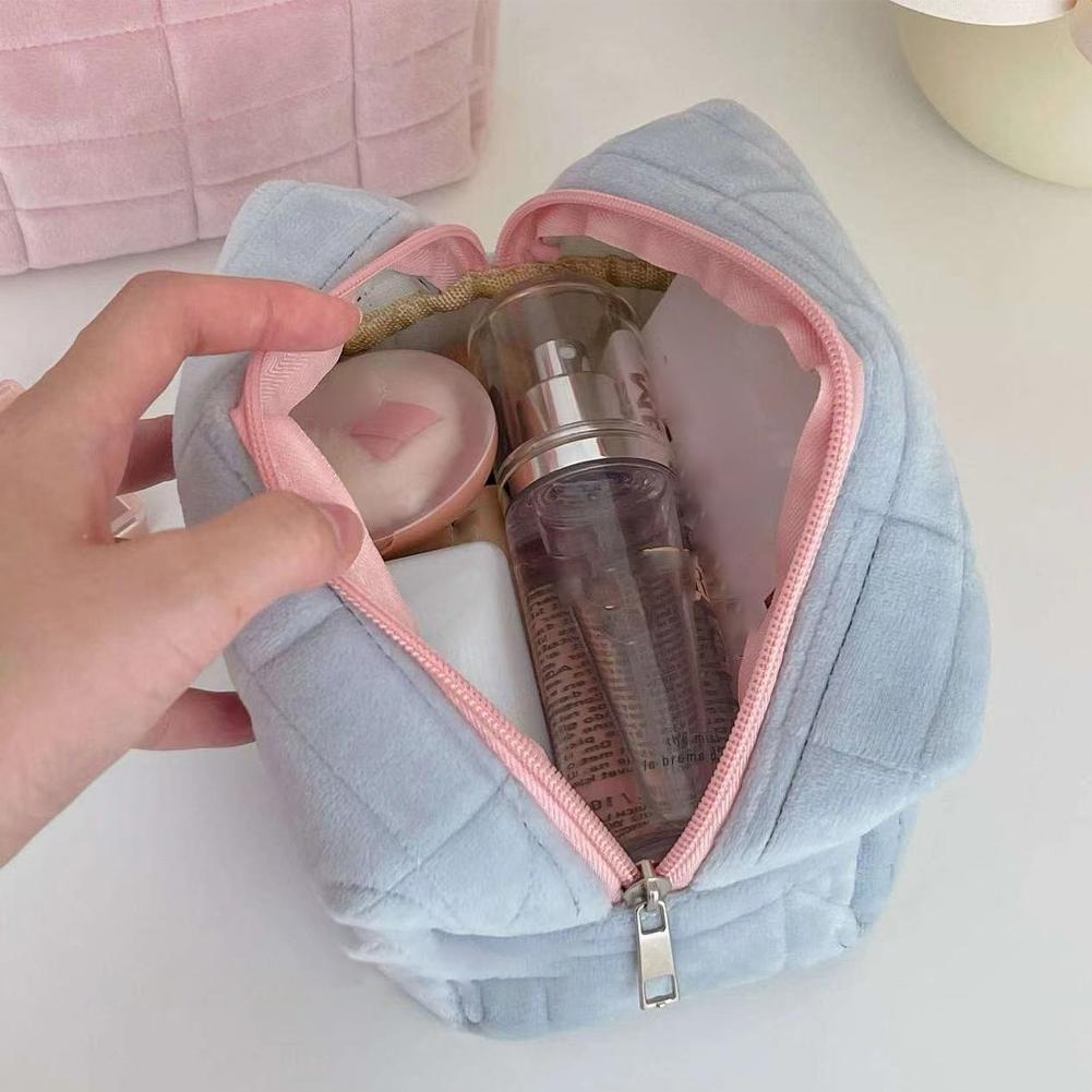 Tas Makeup Bulu Halus Lucu Unt - Beauty Makeup Women ulasan dan harga