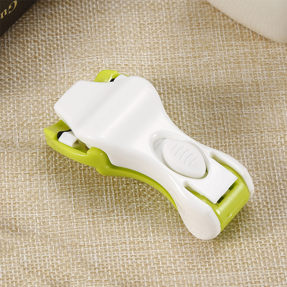 Penjepit Bulu Mata Mini, Bahan - Beauty Without Makeup ulasan dan harga